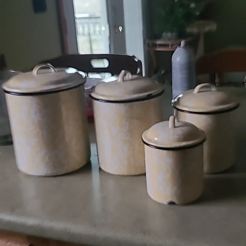 Enamelware 4 piece canister set by CGS International - Picture 1 of 10